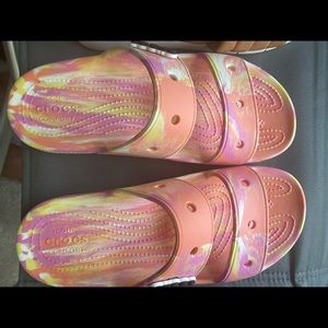 Classic crocs marbled sandal